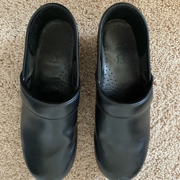 DANSKO // clogs - Picture 2 of 4